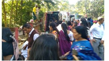 রাঙ্গামাটিতে পৃথক দু’টি সড়ক দুর্ঘটনায় কলেজ ছাত্রী নিহত, আহত ২৩