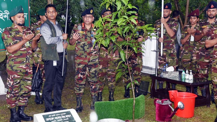 সেনাবাহিনী প্রধানের রংপুর এরিয়া পরিদর্শন