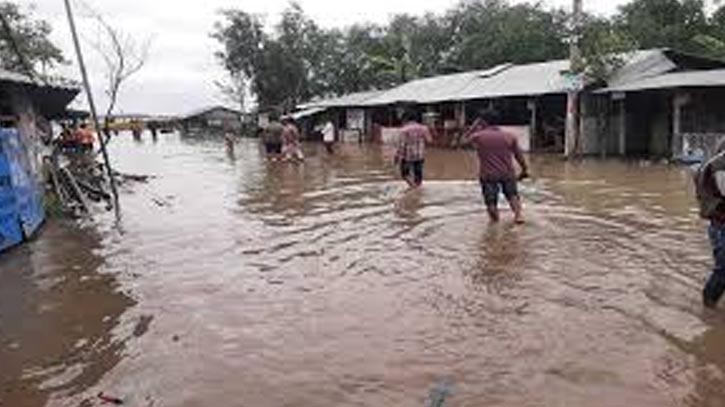 ঘূর্ণিঝড় রেমালের তান্ডবে বরগুনার ২০টি গ্রাম জলোচ্ছ্বাসে প্লাবিত